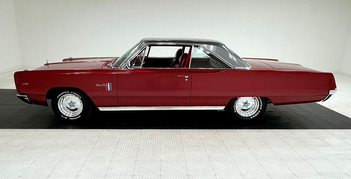 1967 Plymouth Fury Hardtop - photo 2