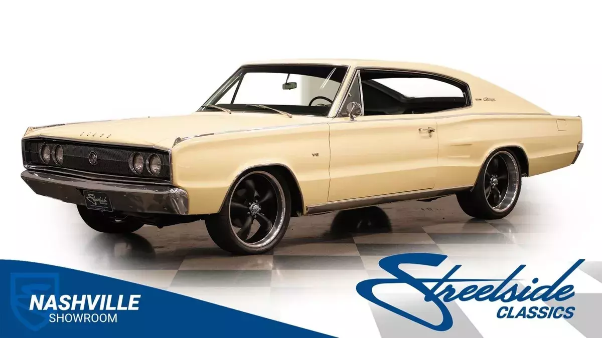 383ci motor automatic hideaway headlights 1967 Dodge Charger