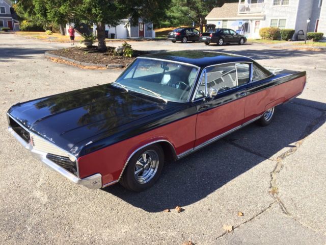 383ci with Automatic. Buckets Seats. Starts and Runs Good. 1968 Chrysler Newport 2-Door Hardtop