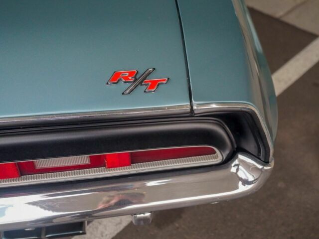 1971 Dodge Challenger R/T Pistol Grip 4-Speed - photo 11