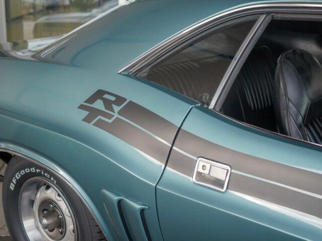 1971 Dodge Challenger R/T Pistol Grip 4-Speed - photo 7