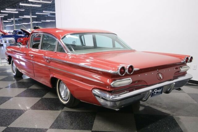 1960 Pontiac Catalina Sedan - photo 10