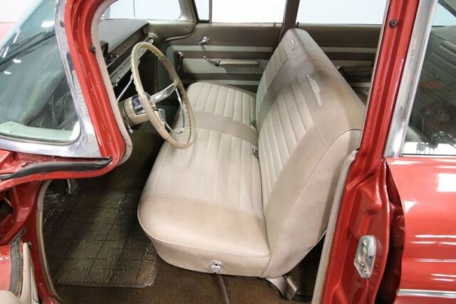 1960 Pontiac Catalina Sedan - photo 5