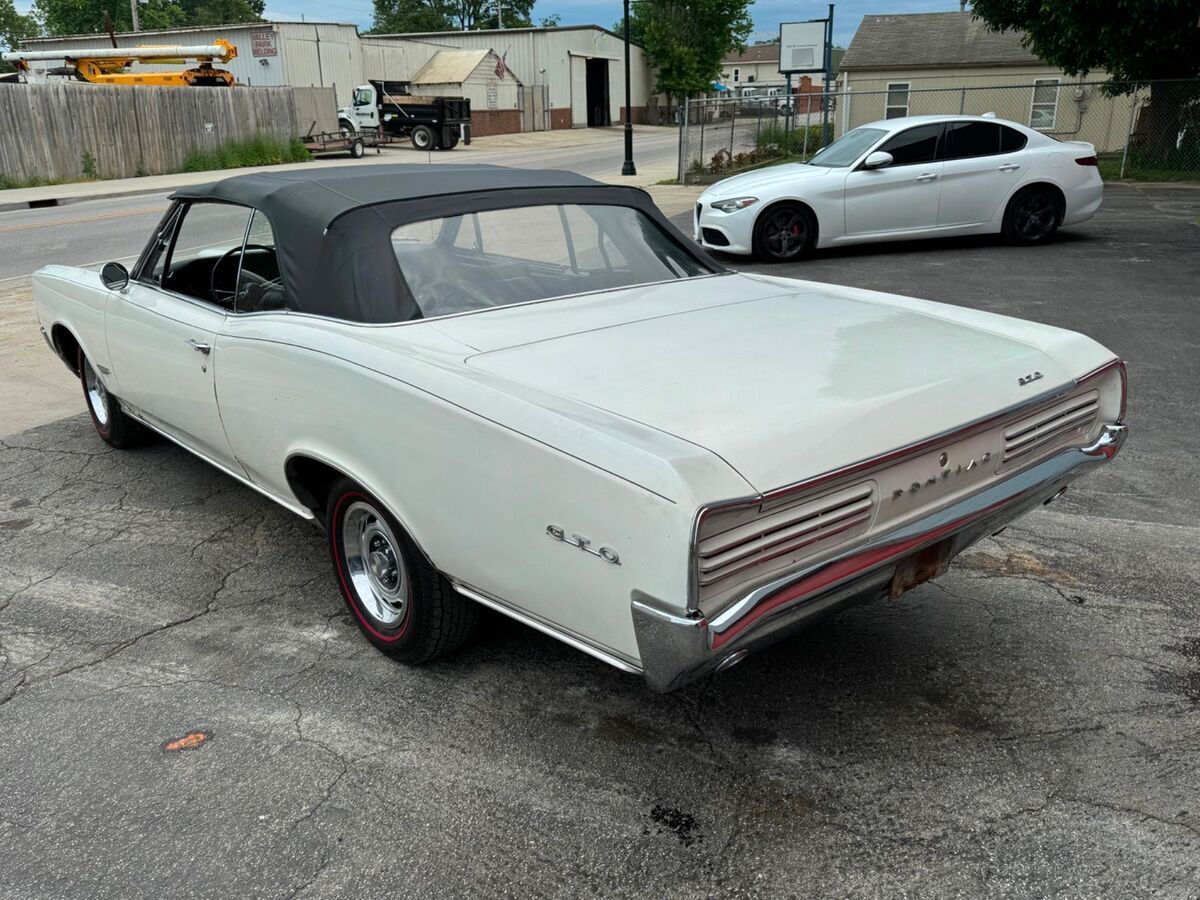 1966 PONTIAC GTO CONVERTIBLE - photo 3