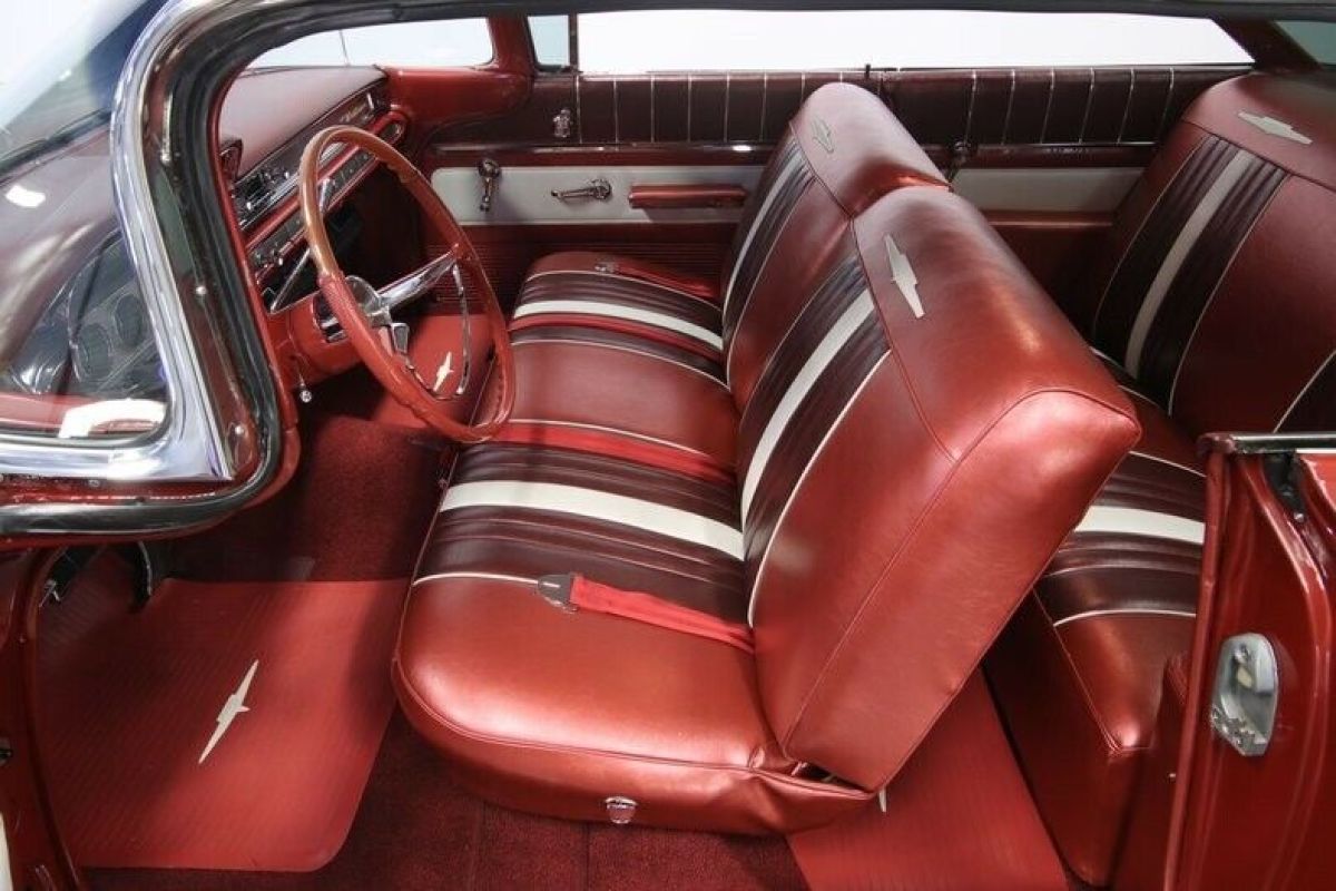 1960 Pontiac Ventura Bubble Top - photo 5