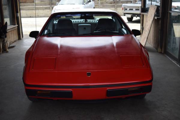 1984 Pontiac Fiero - photo 3