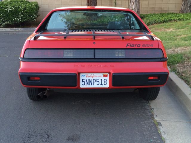 1984 Pontiac Fiero - photo 4