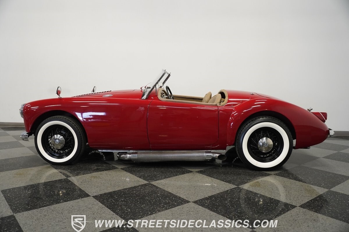1958 MG MGA 3.8 V6 - photo 3