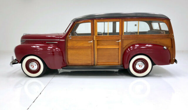 1939 Plymouth Woody Station Wagon - photo 3