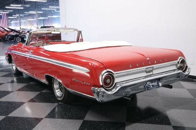 1962 Ford Galaxie 500 Sunliner Convertible - photo 10