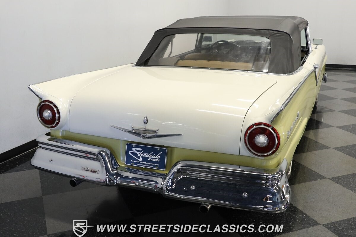 1957 Ford Fairlane 500 Sunliner - photo 10