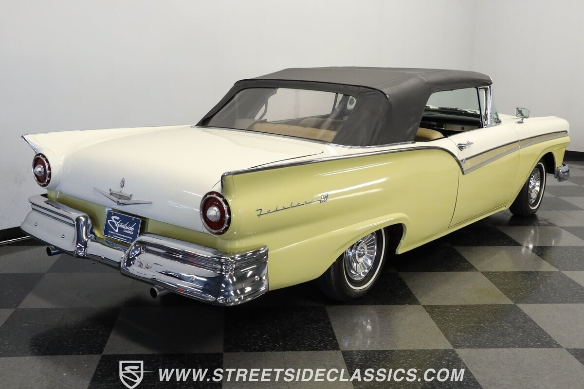 1957 Ford Fairlane 500 Sunliner - photo 11