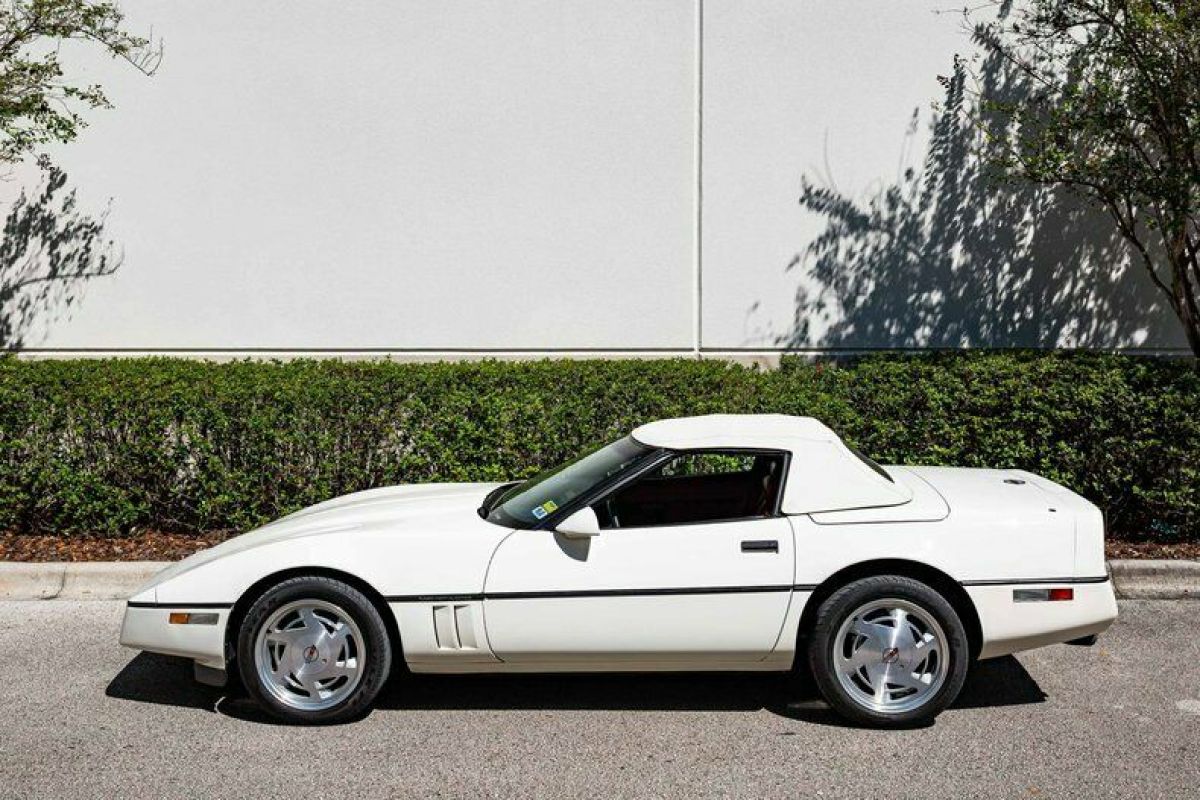 1988 Chevrolet Corvette - photo 9