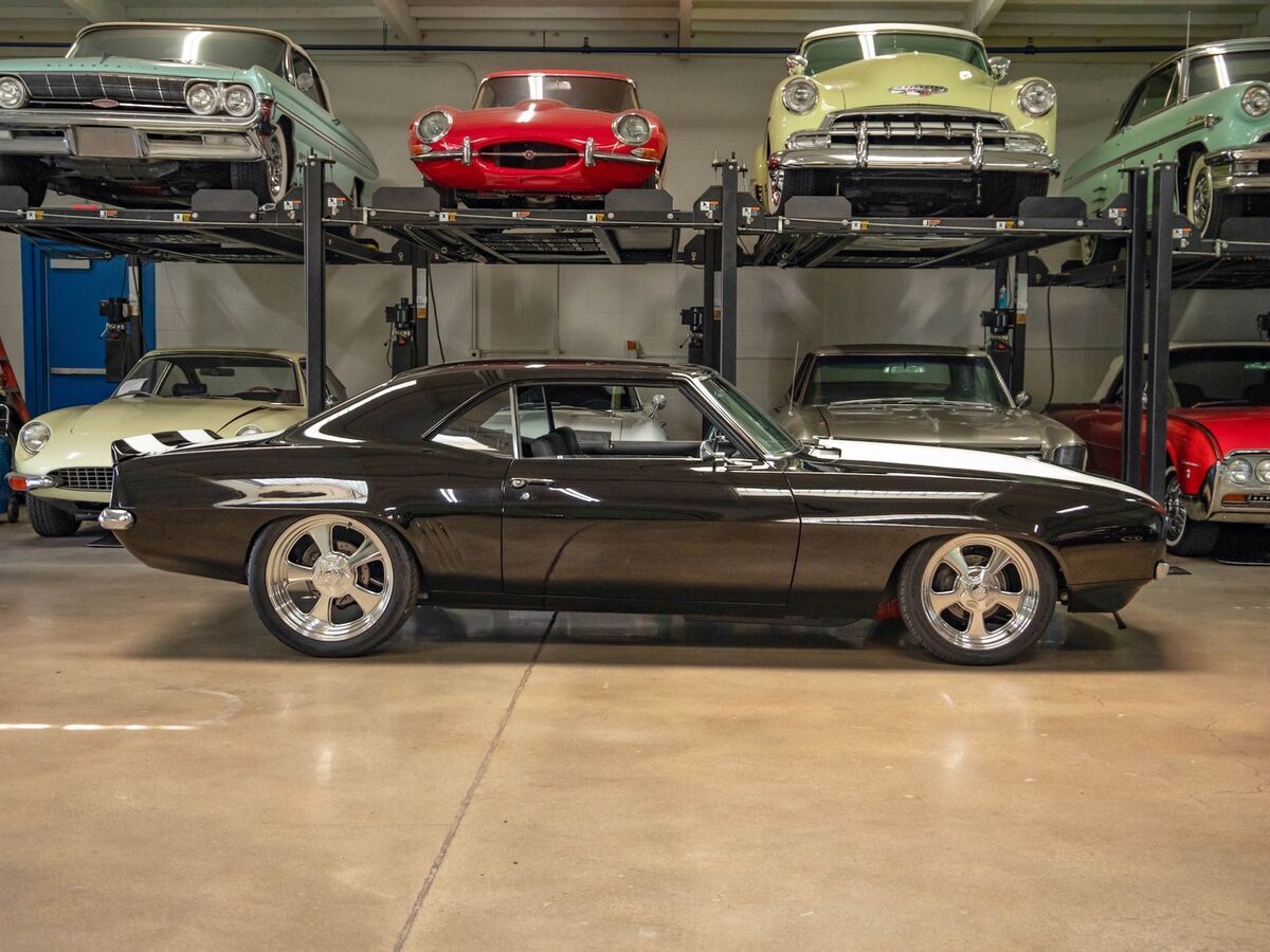 1969 Chevrolet Camaro RS Custom - photo 3