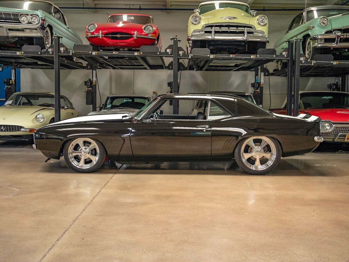 1969 Chevrolet Camaro RS Custom - photo 6