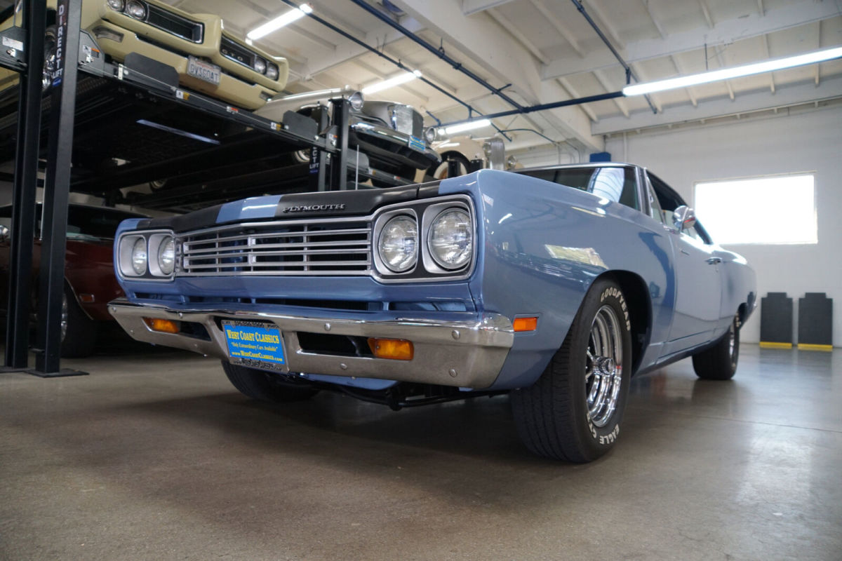 1969 Plymouth Roadrunner 426/425HP V8 HEMI 2 Dr Hardtop - photo 4