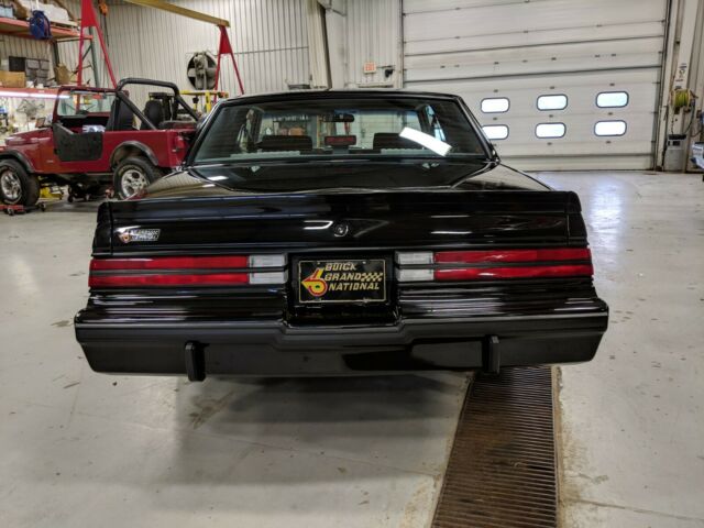 1987 Buick Grand National - photo 4