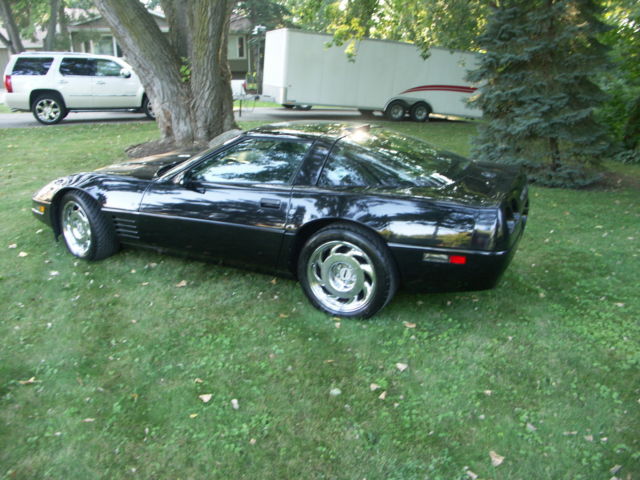 1991 Chevrolet Corvette - photo 2