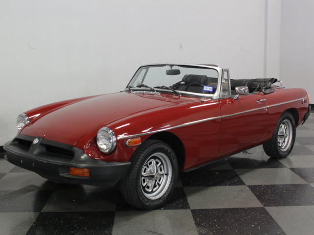 39K ORIGINAL MILES, ALL STOCK AND VERY CLEAN, NEWER TOP, CAR IS READY TO CRUISE! 1977 MG MGB