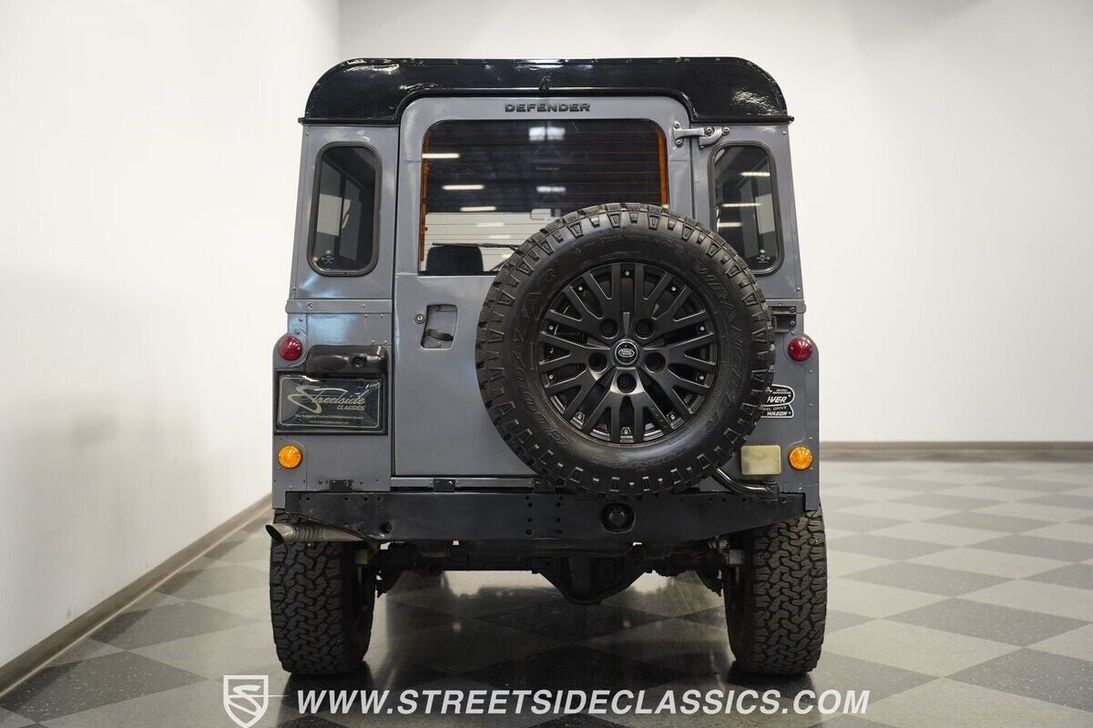 1994 Land Rover Defender 110 - photo 11