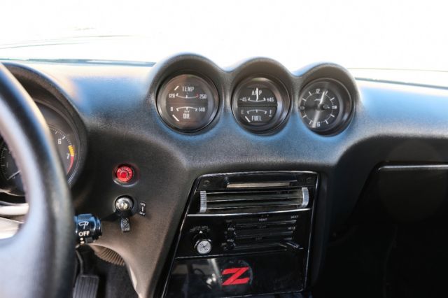 1971 Datsun Z-Series hatchback - photo 6