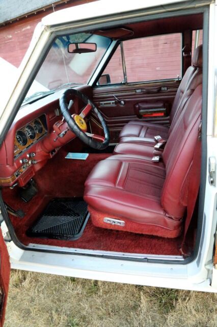 1985 Jeep Wagoneer - photo 10