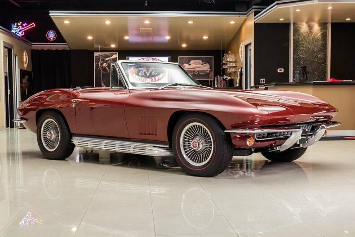 1967 Chevrolet Corvette Convertible - photo 10
