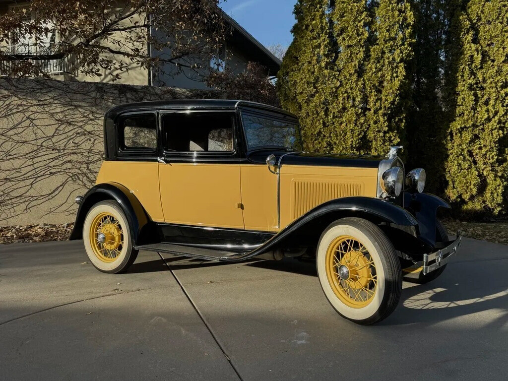 1931 Ford Model A Victoria - photo 3