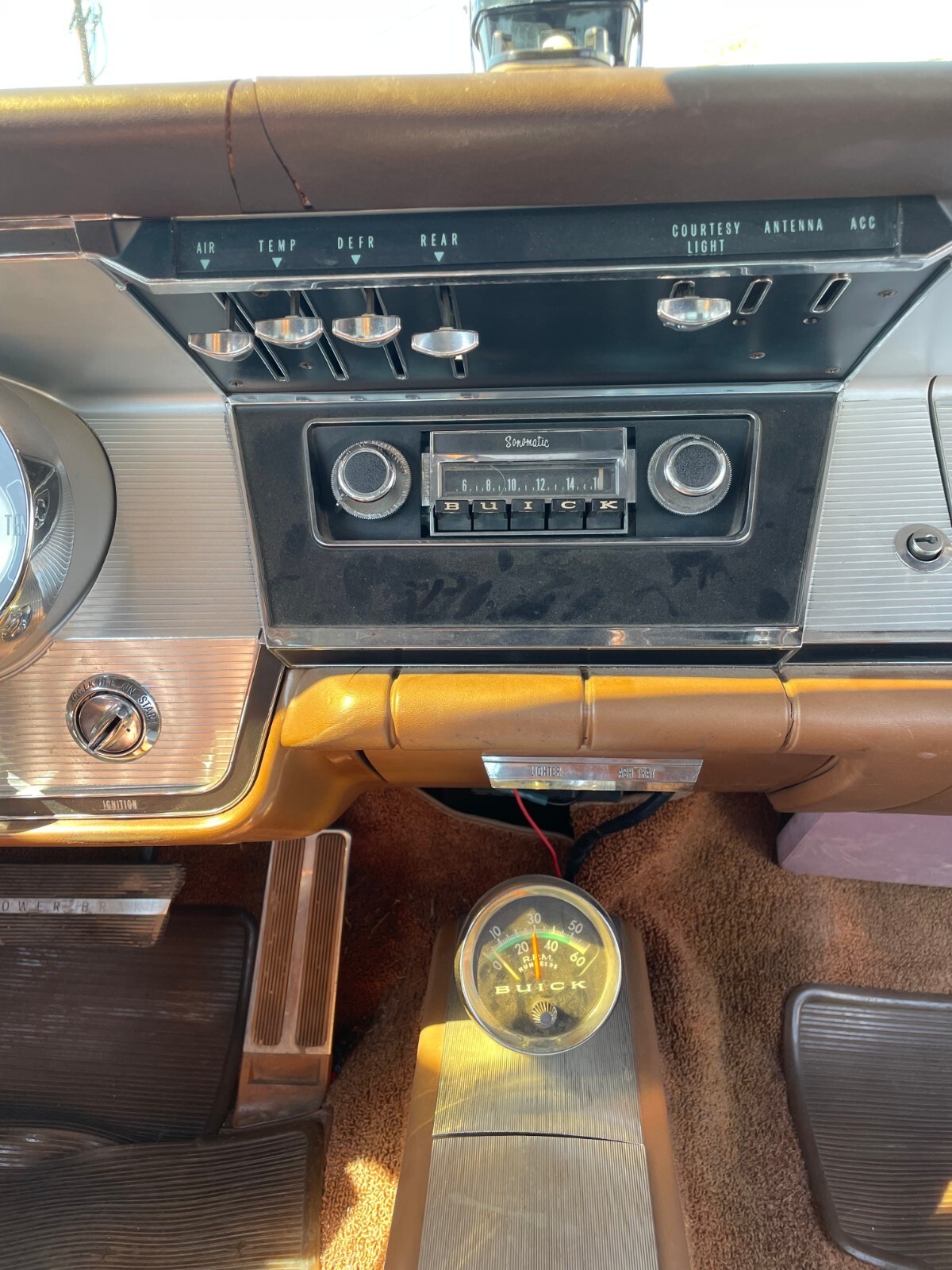 1963 Buick Wildcat - photo 6