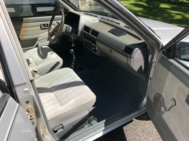 1986 Nissan Sentra - photo 10
