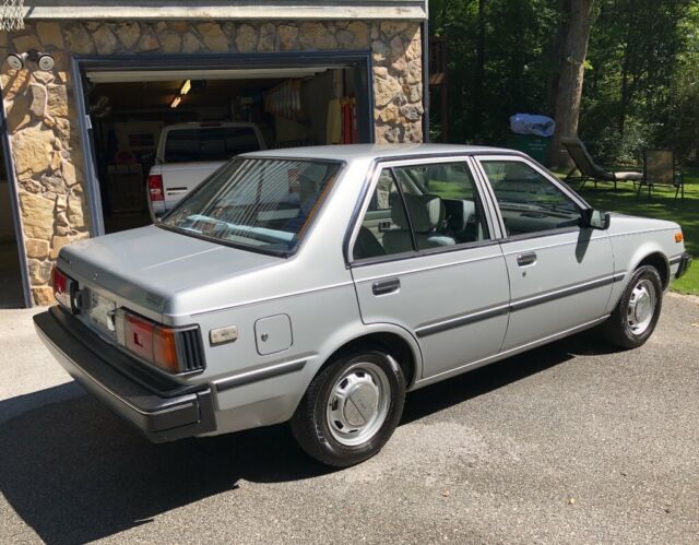 1986 Nissan Sentra - photo 2