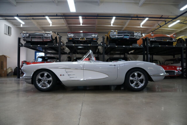 1959 Chevrolet Corvette Custom -- - photo 2