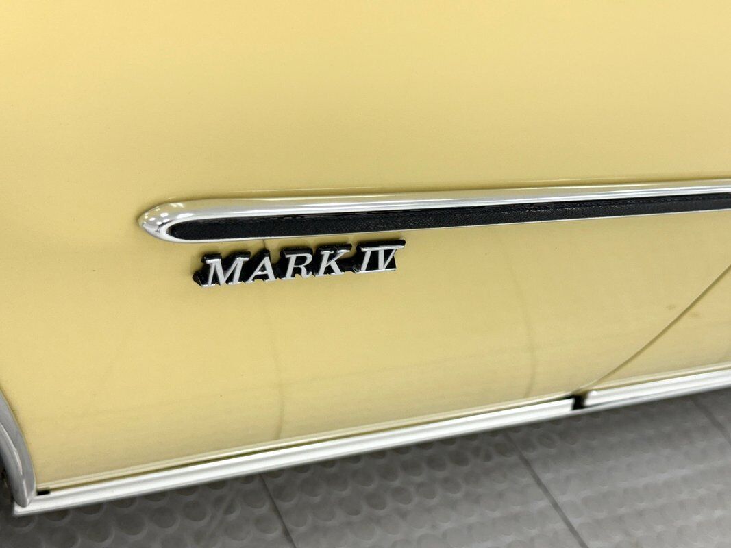 1973 Lincoln Continental Mark IV 2 Door Hardtop - photo 12