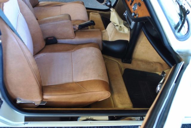 1980 Triumph Spitfire Roadster 2 Tops 58K Miles Immaculate - photo 11
