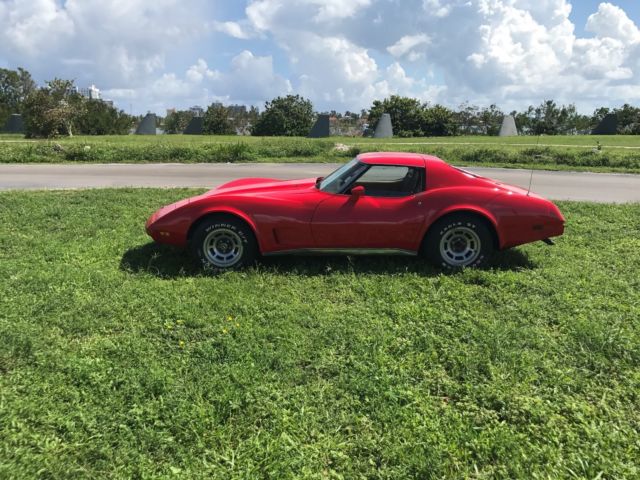 1977 Chevrolet Corvette - photo 2