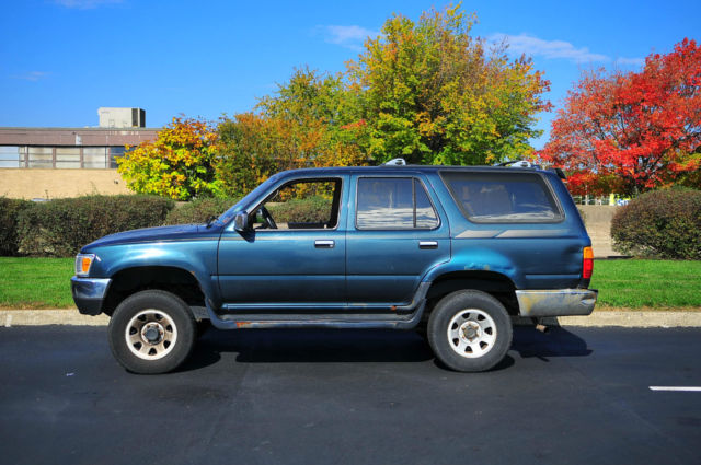 4 Wheel Drive 4WD Runs Awesome Inspected Mechanics Special NO RESERVE Cheap SR5 1994 Toyota 4Runner SR5