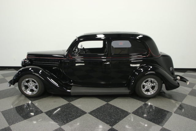 1935 Ford Humpback - photo 2