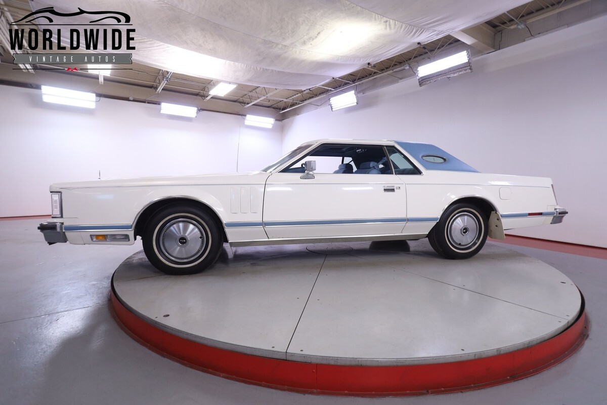 1979 Lincoln Mark V - photo 3
