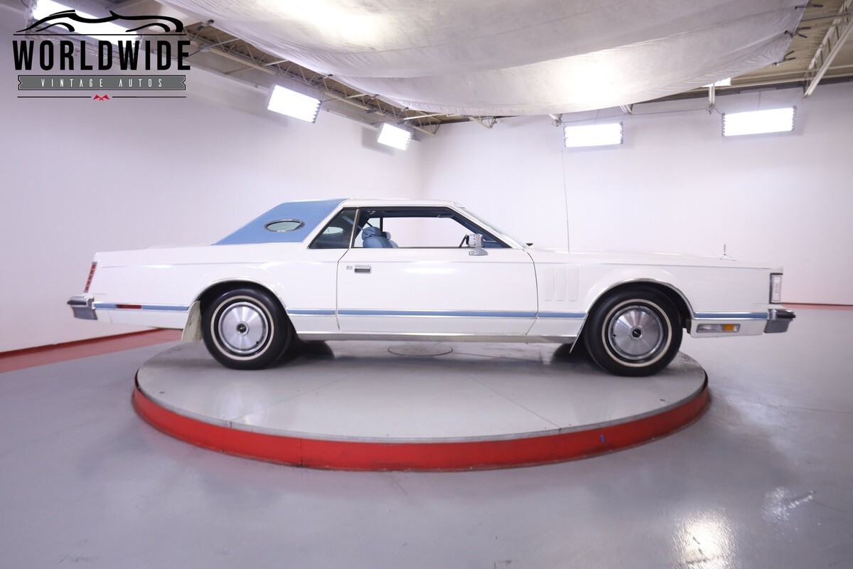 1979 Lincoln Mark V - photo 4