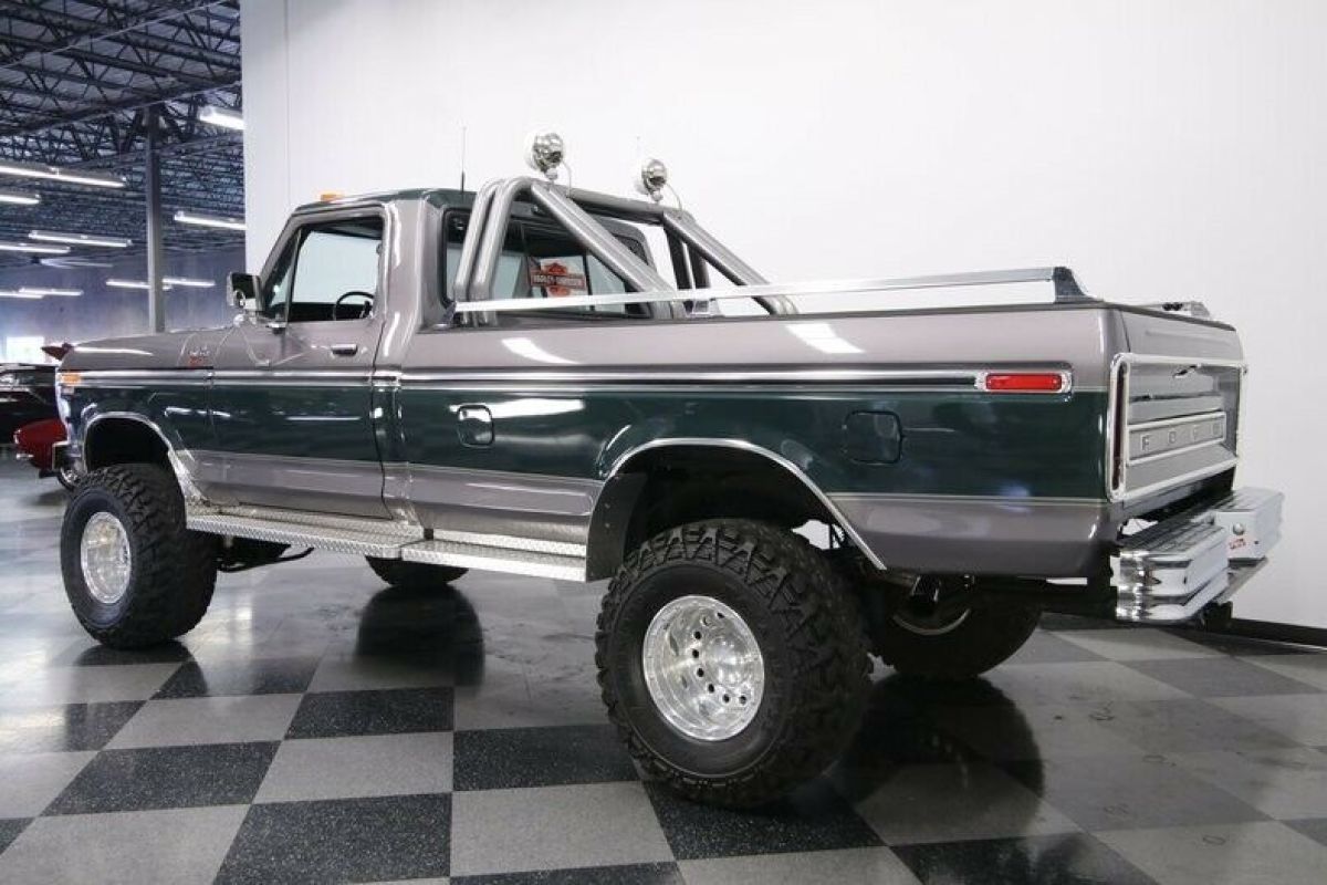 1979 Ford F-250 Ranger Lariat 4x4 - photo 9