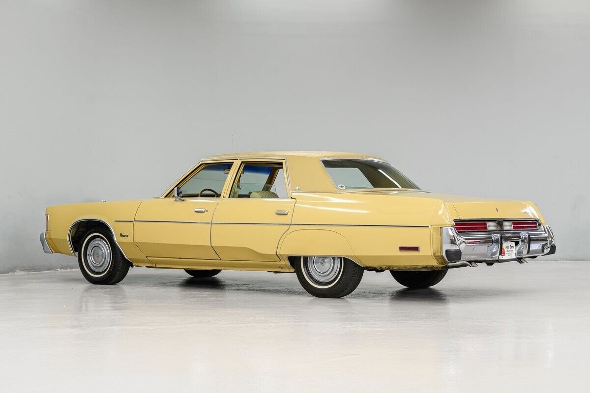 1977 Chrysler Newport - photo 4