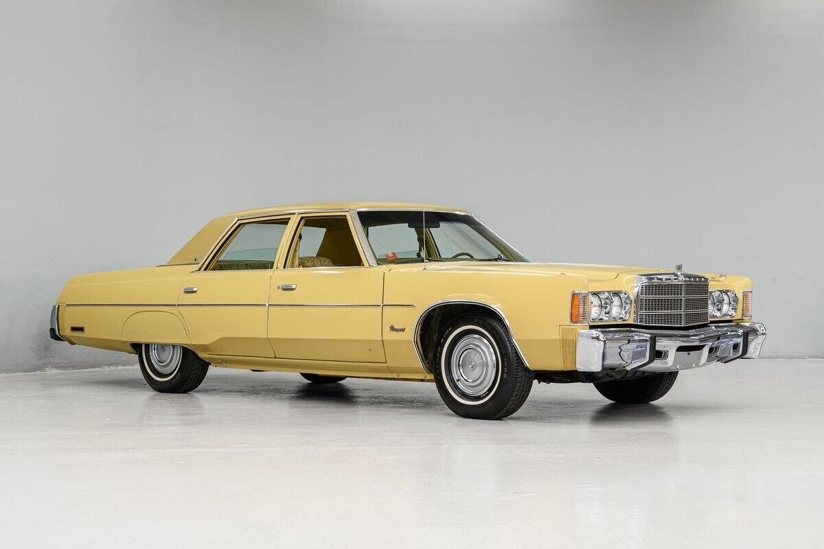 1977 Chrysler Newport - photo 9