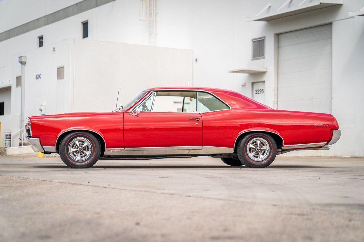 1967 Pontiac GTO - photo 2
