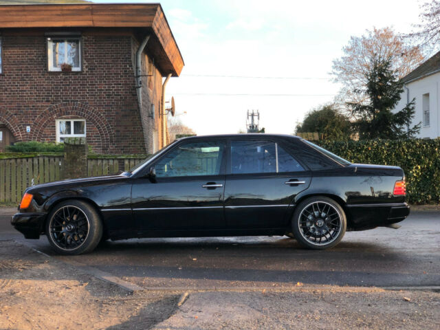 1993 Mercedes-Benz E-Class - photo 5