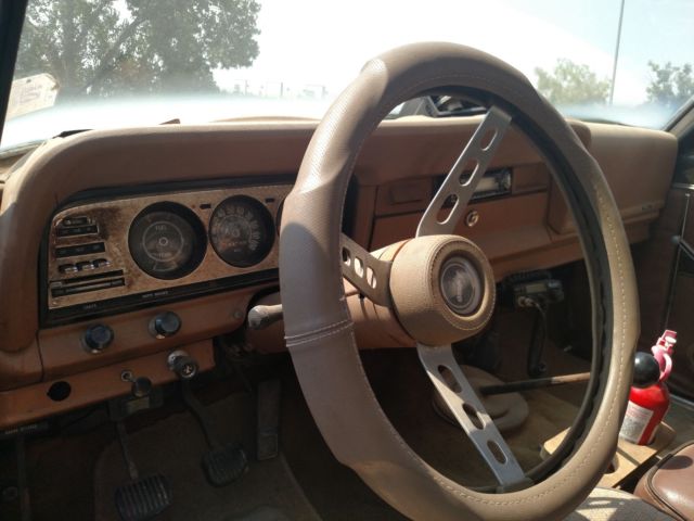 1977 Jeep J10 Golden eagle - photo 9