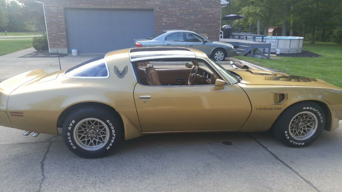 403 engine, 82,400 miles, 3rd owner, t-tops, has 77 front end 1979 Pontiac Trans Am