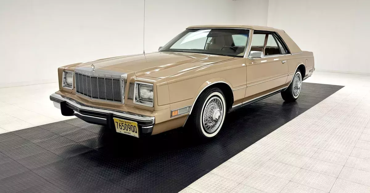 40,758 Miles/NM 318ci V8/NM A904 Auto/Rich Corinthian Leather/Nicely Appointed 1983 Chrysler Cordoba Hardtop