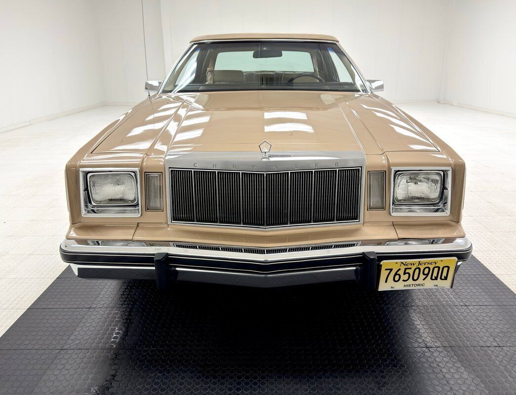 1983 Chrysler Cordoba Hardtop - photo 8