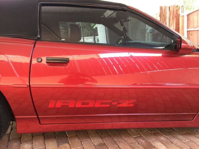 1990 Chevrolet Camaro IROC Z/28 Convertible - photo 10