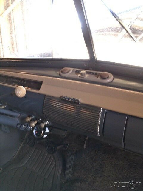 1941 Ford Deluxe - photo 5